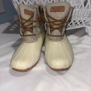 Sperry waterproof rubber boots